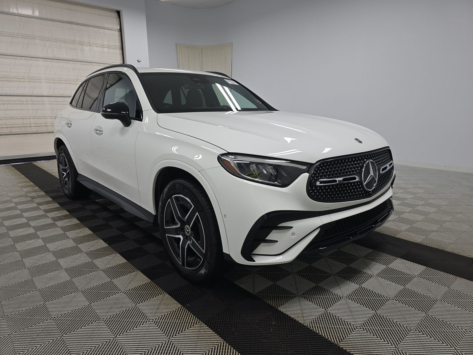 MERCEDES-BENZ GLC-CLASS - 4