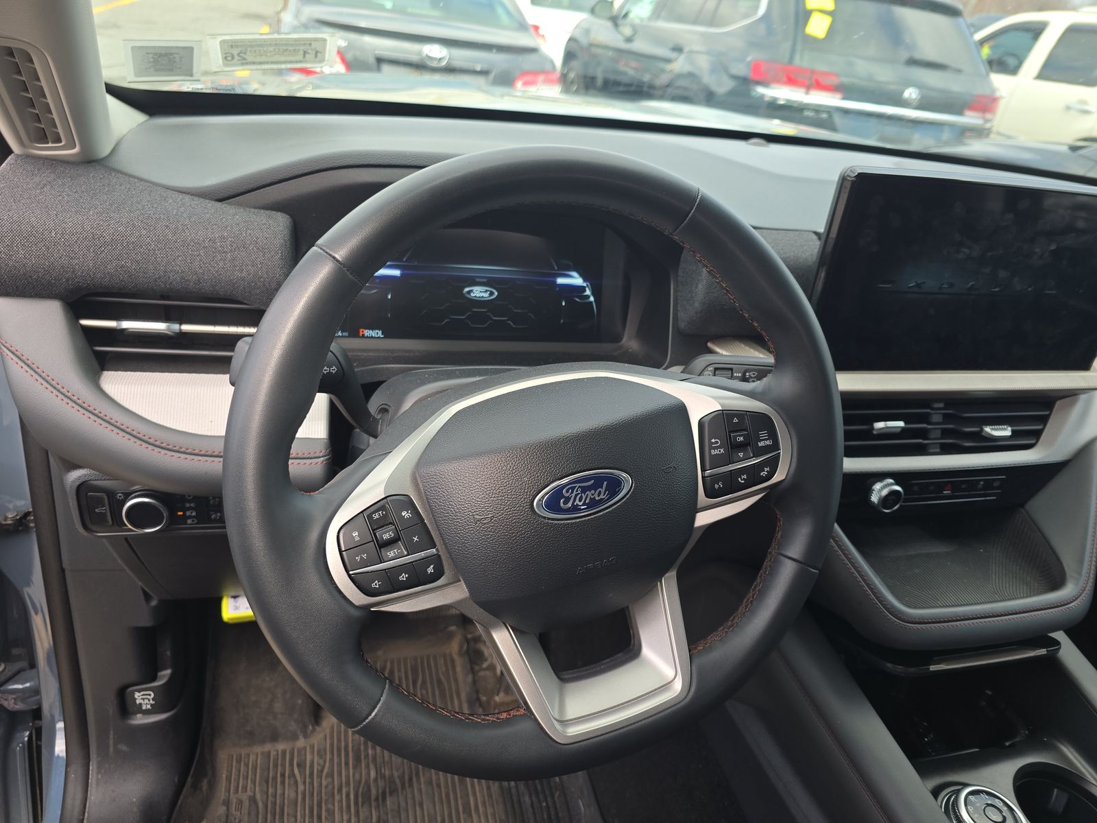 2025 Ford Explorer Active AWD