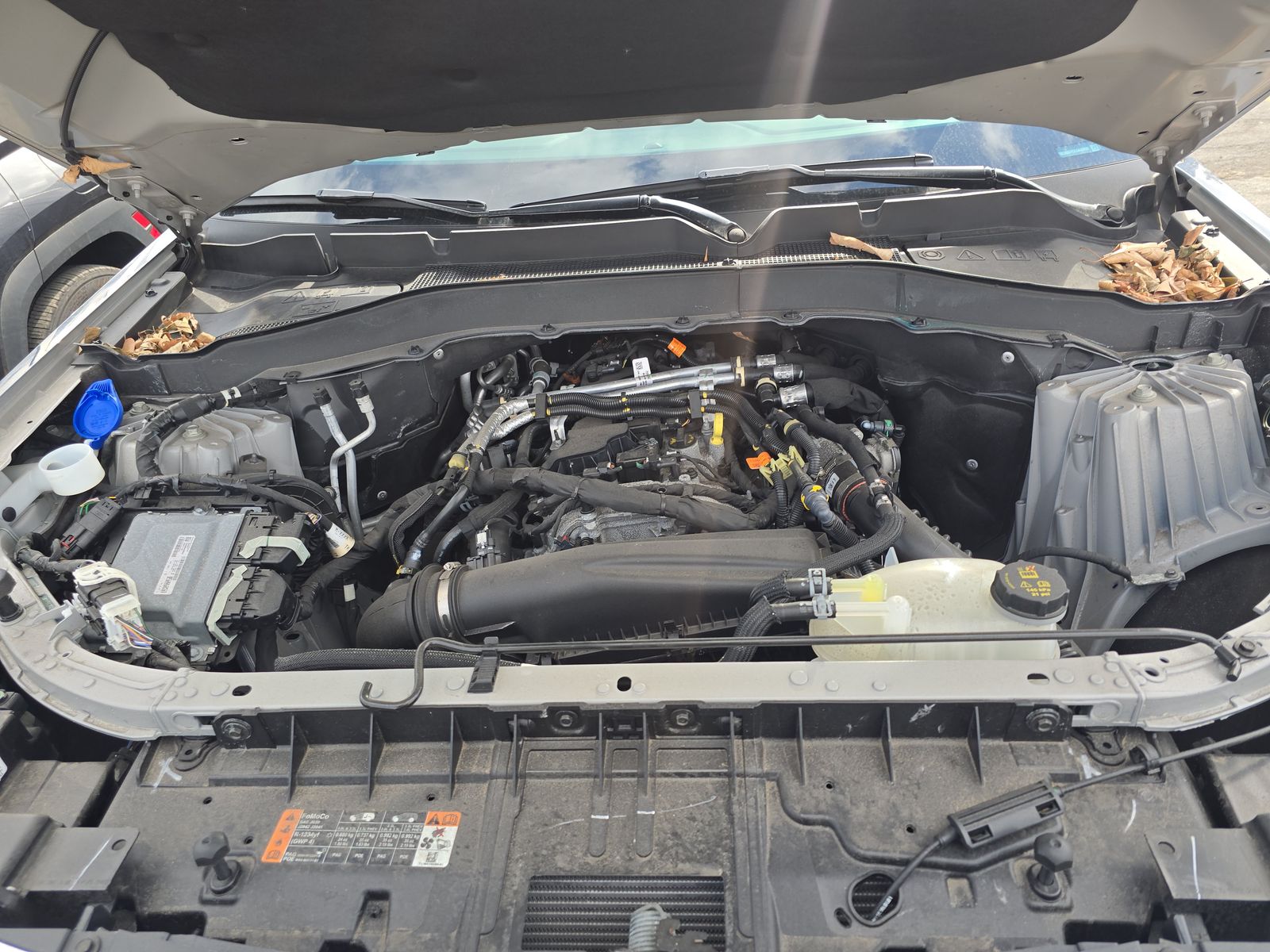 2025 Ford Explorer Active AWD