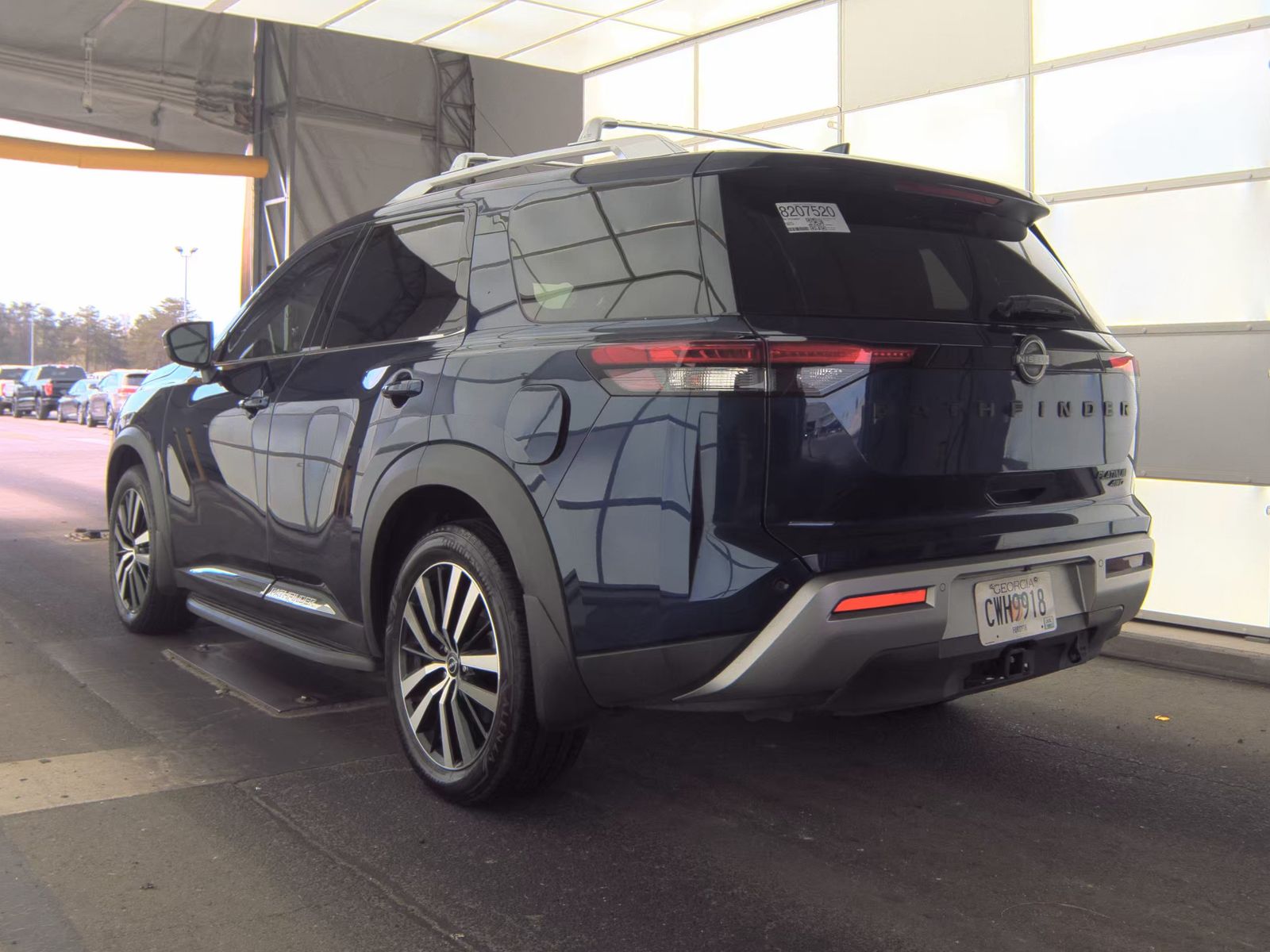 2023 Nissan Pathfinder Platinum AWD