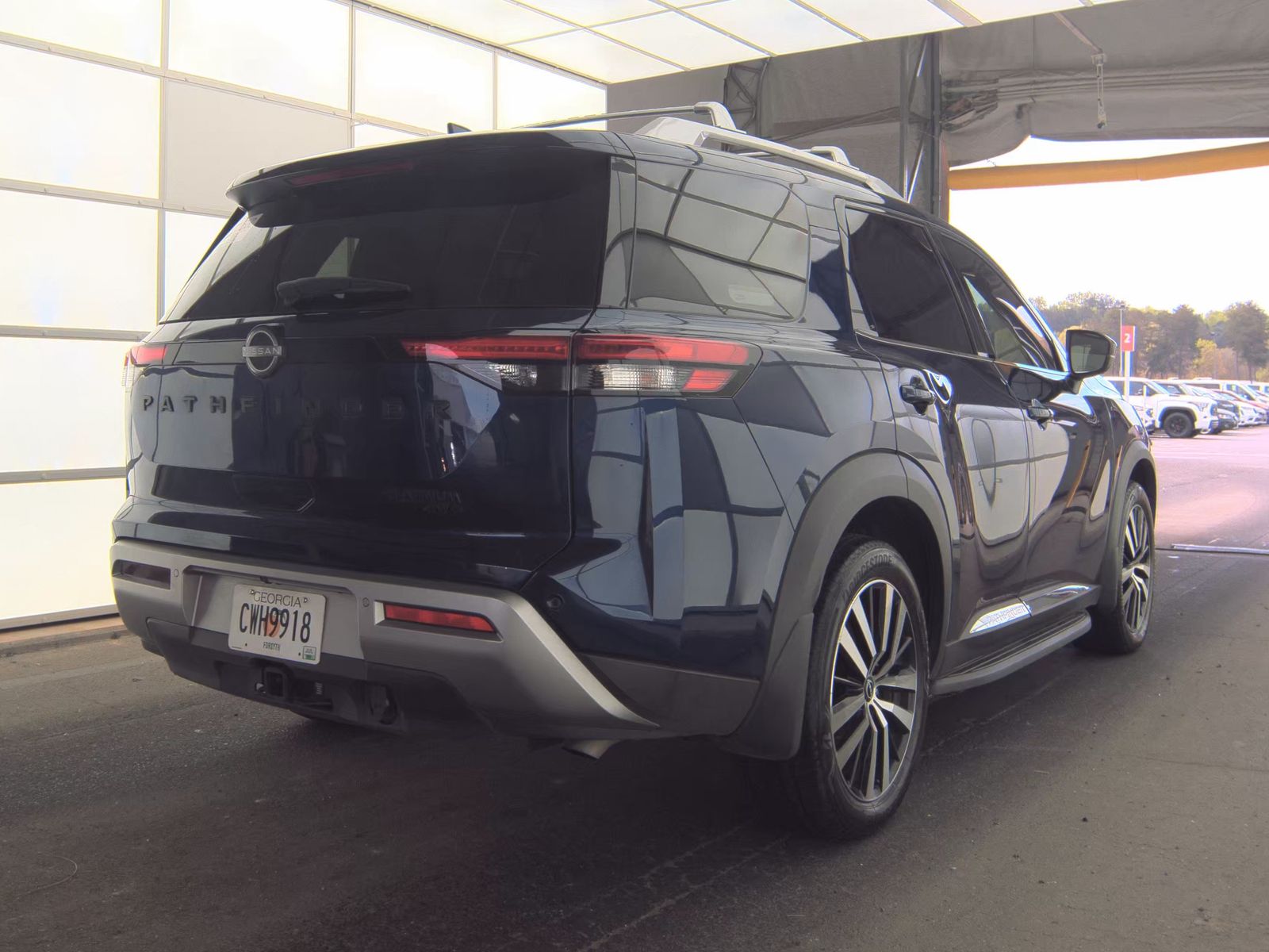2023 Nissan Pathfinder Platinum AWD