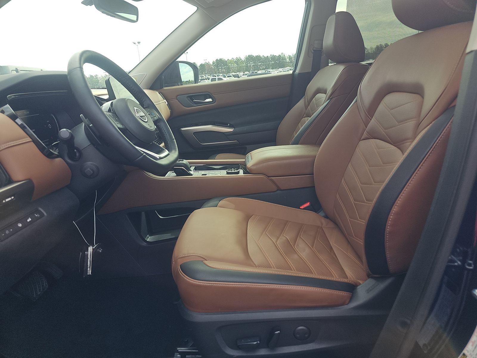 2023 Nissan Pathfinder Platinum AWD