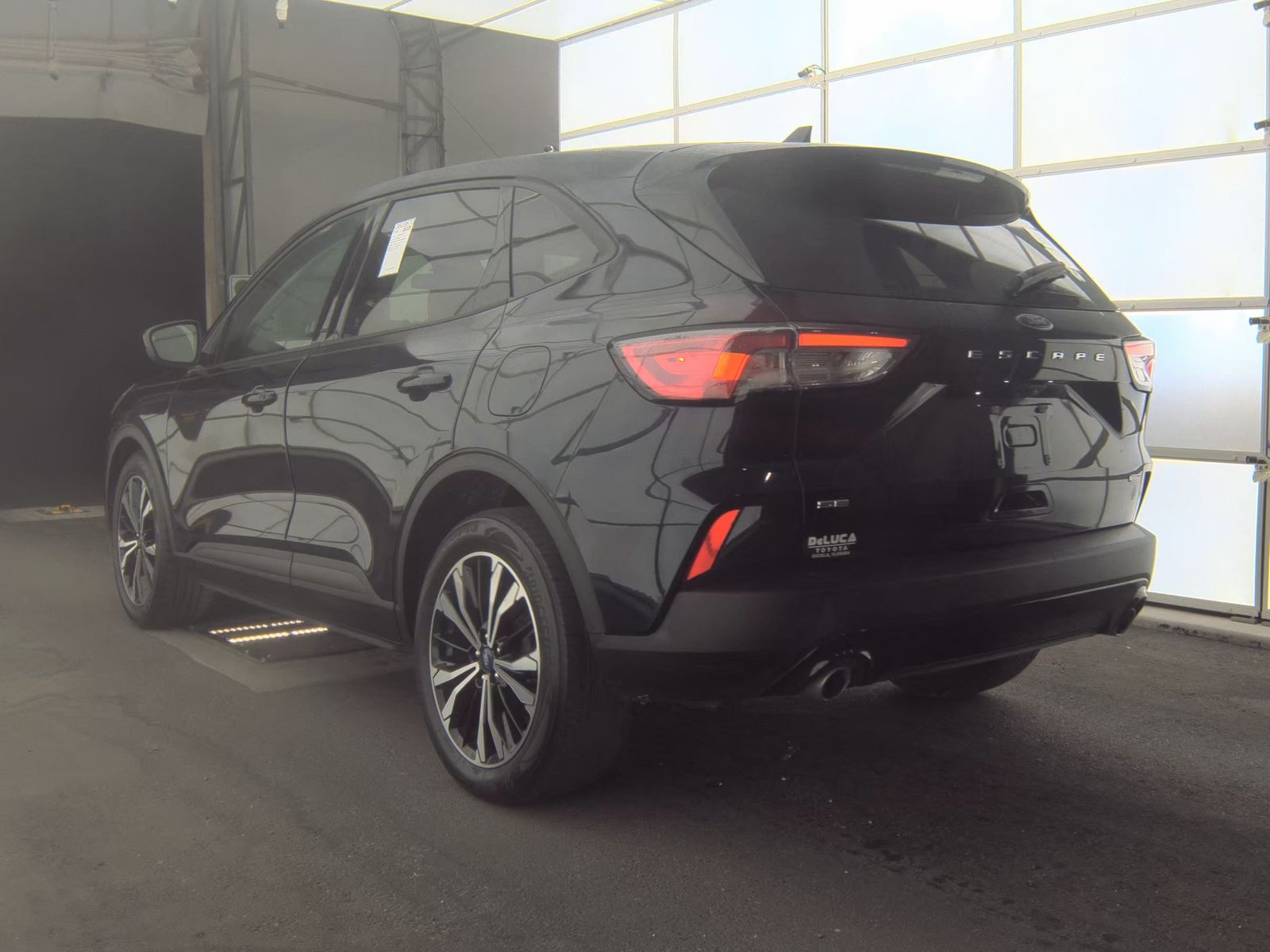 2021 Ford Escape Hybrid SE FWD