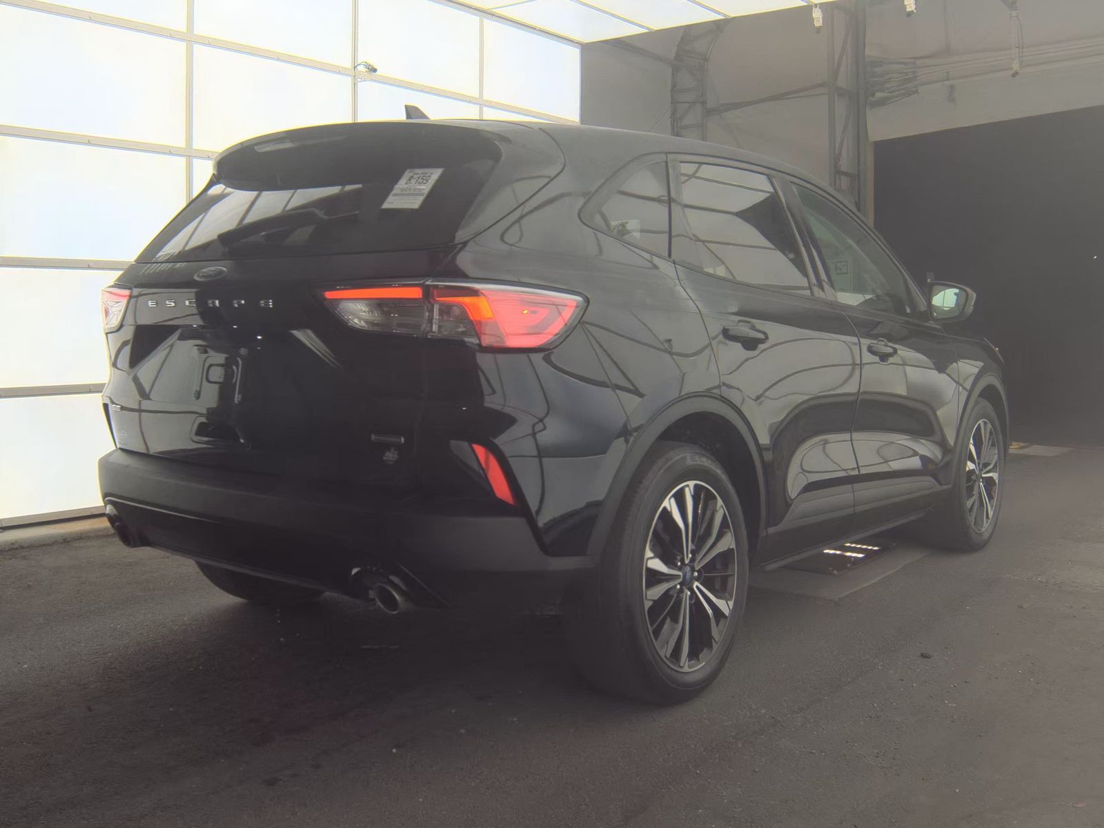 2021 Ford Escape Hybrid SE FWD