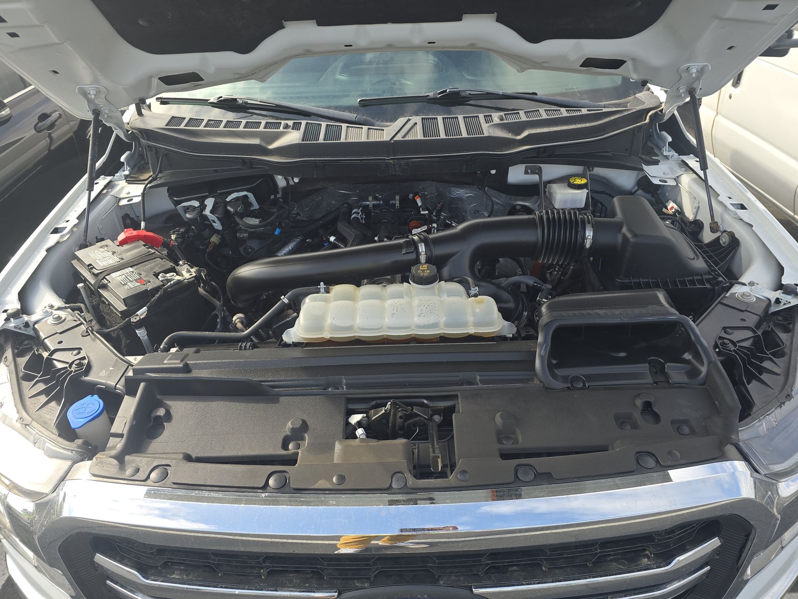 2024 Ford F-150 Lariat AWD