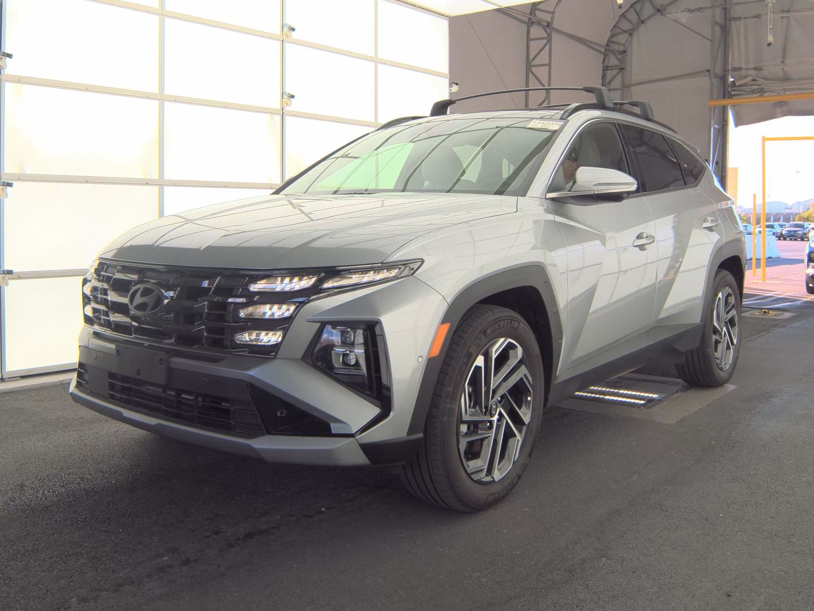 HYUNDAI TUCSON - 1
