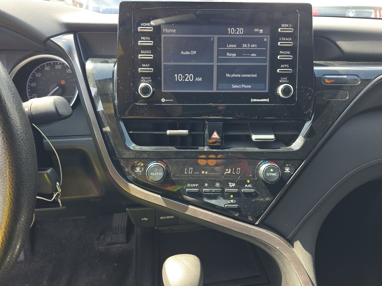 2022 Toyota Camry LE FWD