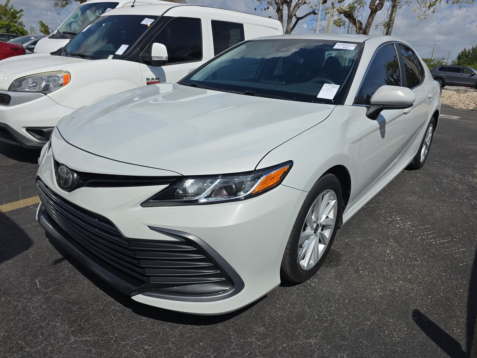 2022 Toyota Camry LE FWD