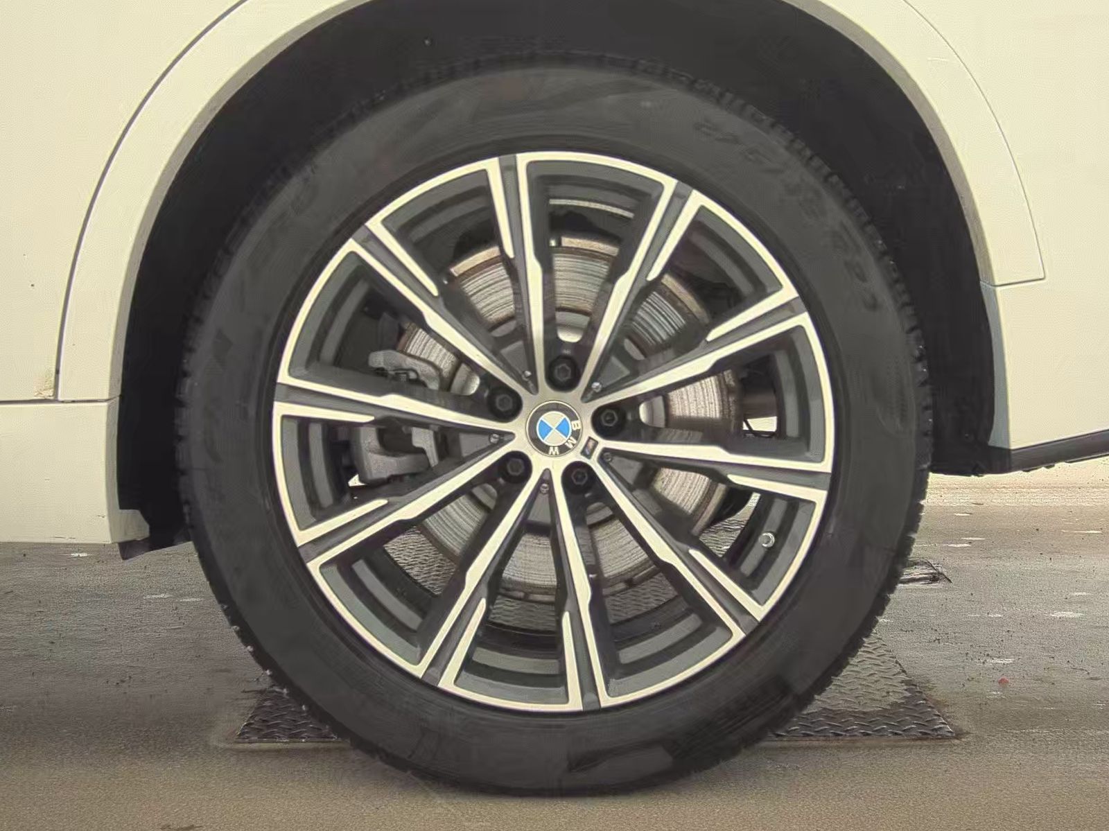 2026 BMW X5 xDrive50e AWD