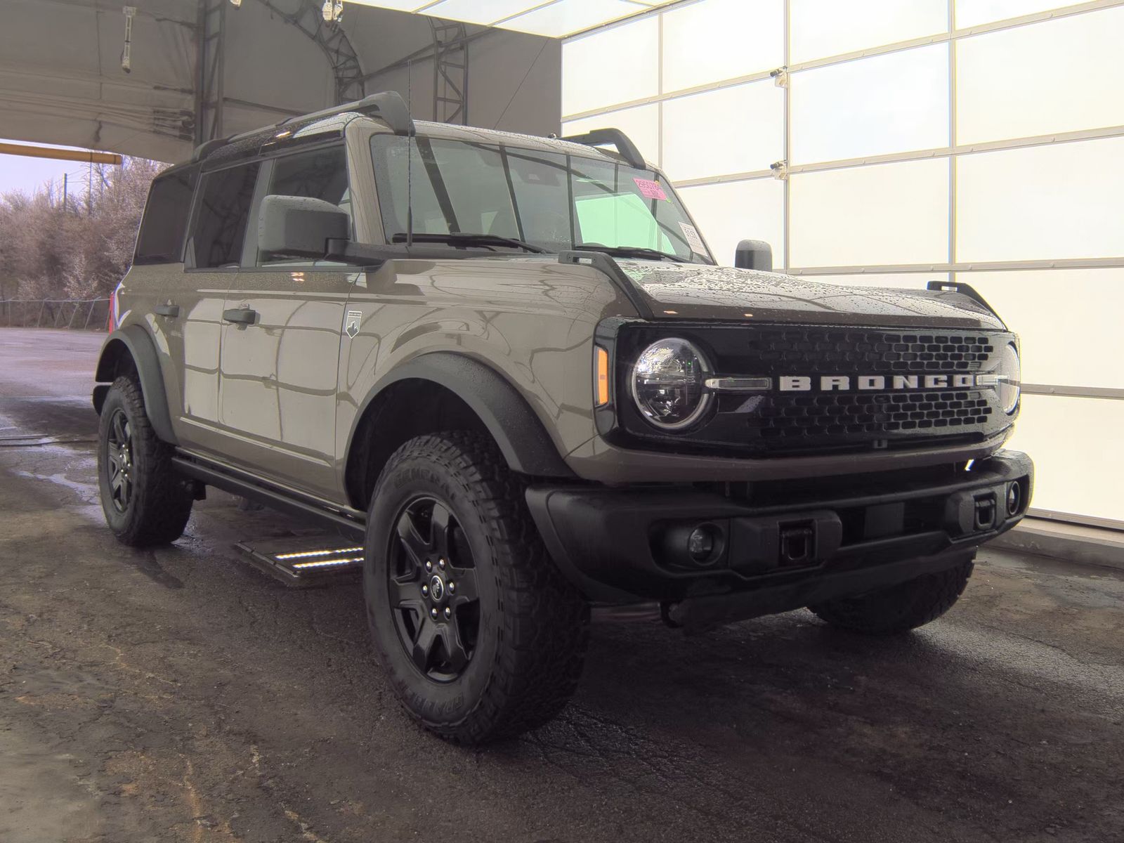 FORD BRONCO - 5