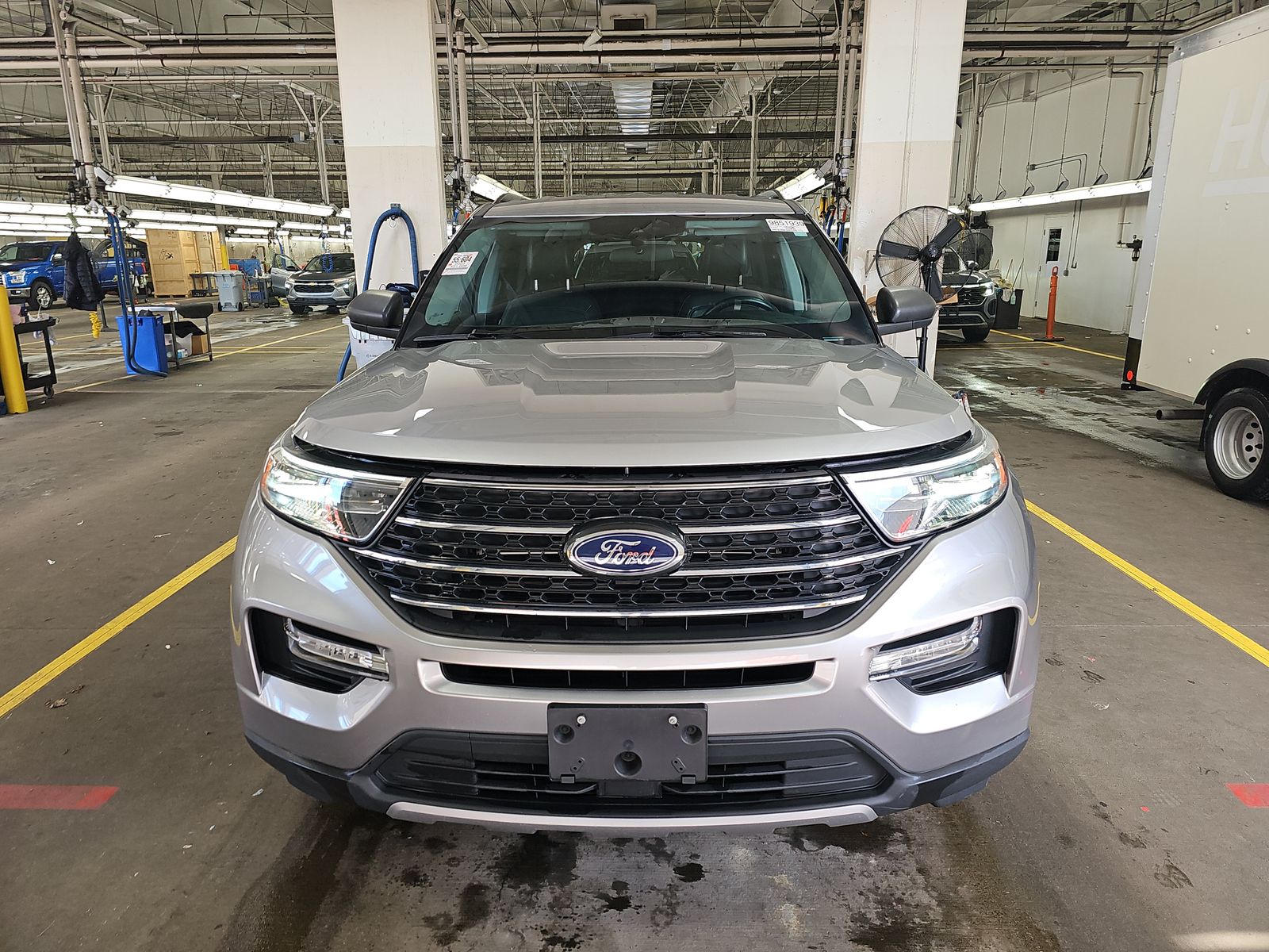 2023 Ford Explorer XLT AWD