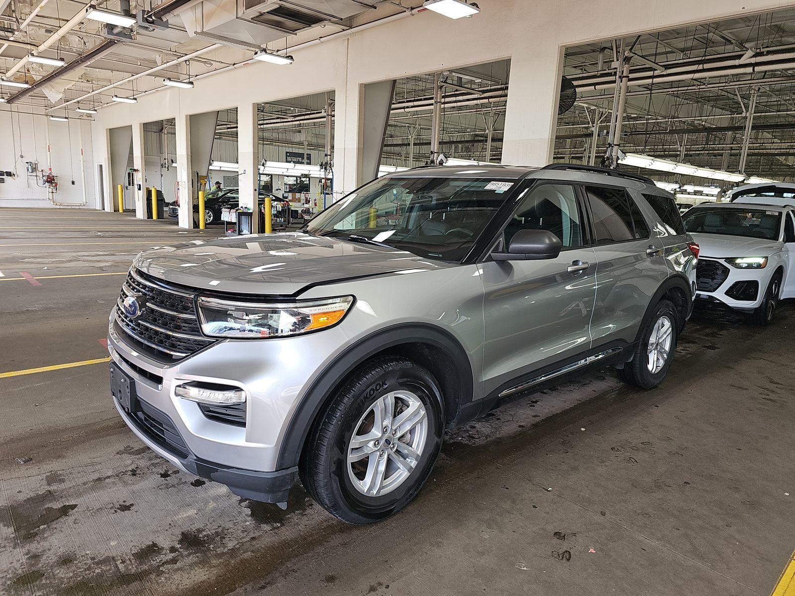 2023 Ford Explorer XLT AWD