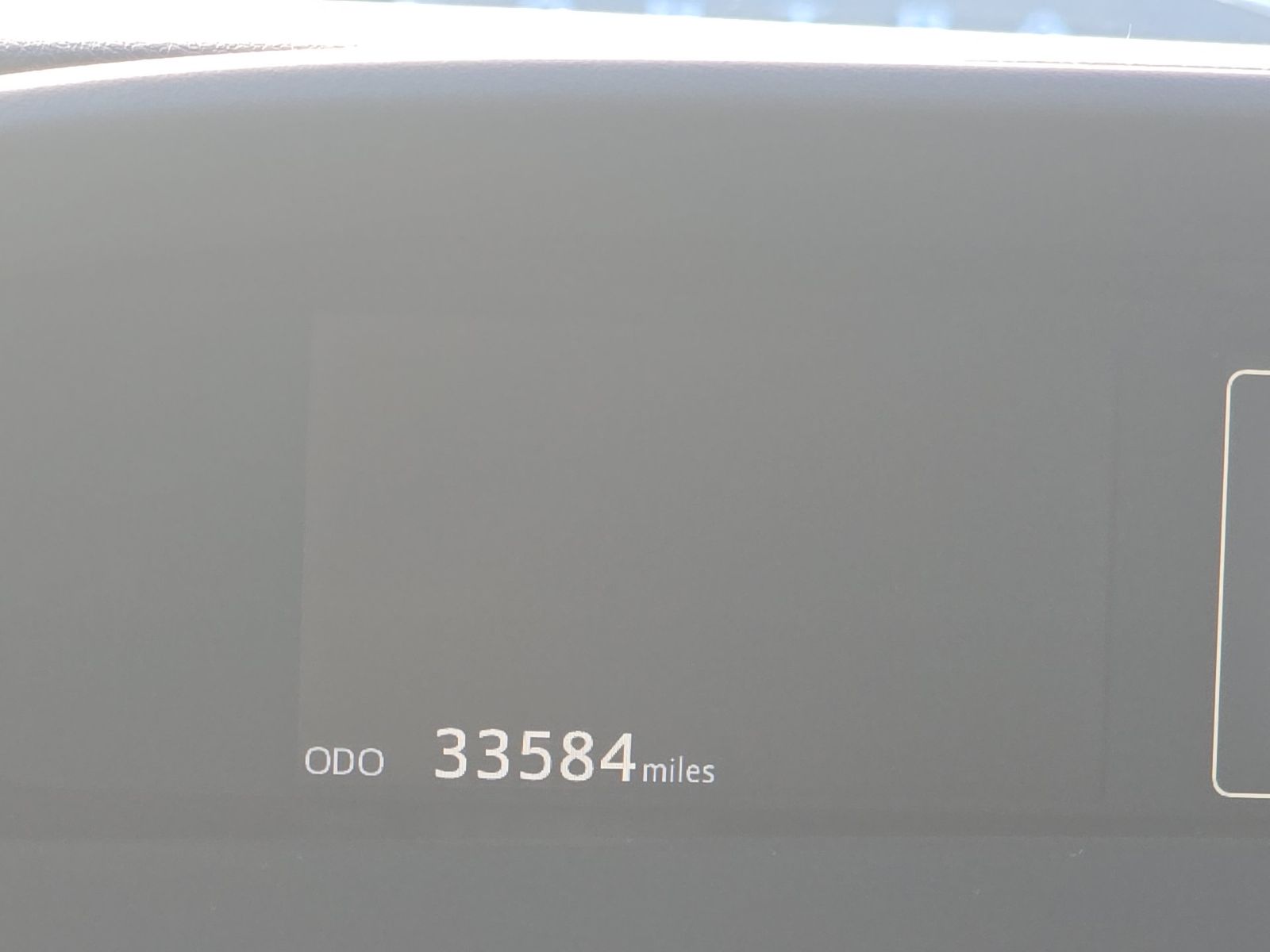 2016 Toyota Prius Three Touring FWD