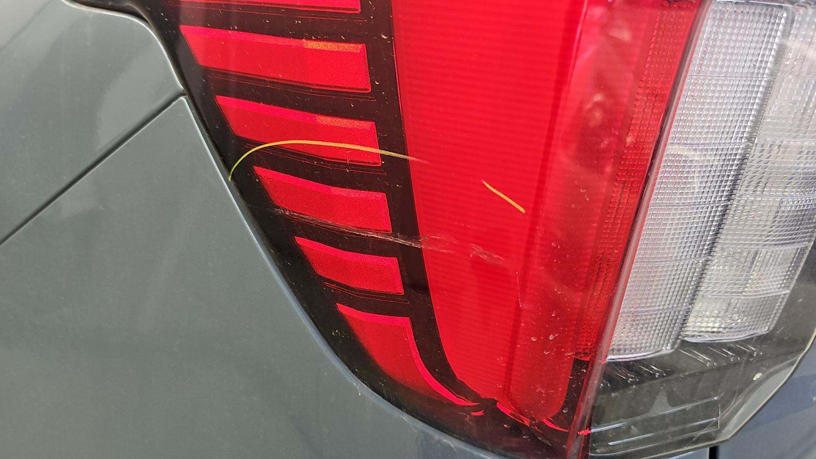 2025 Ford Explorer Active AWD