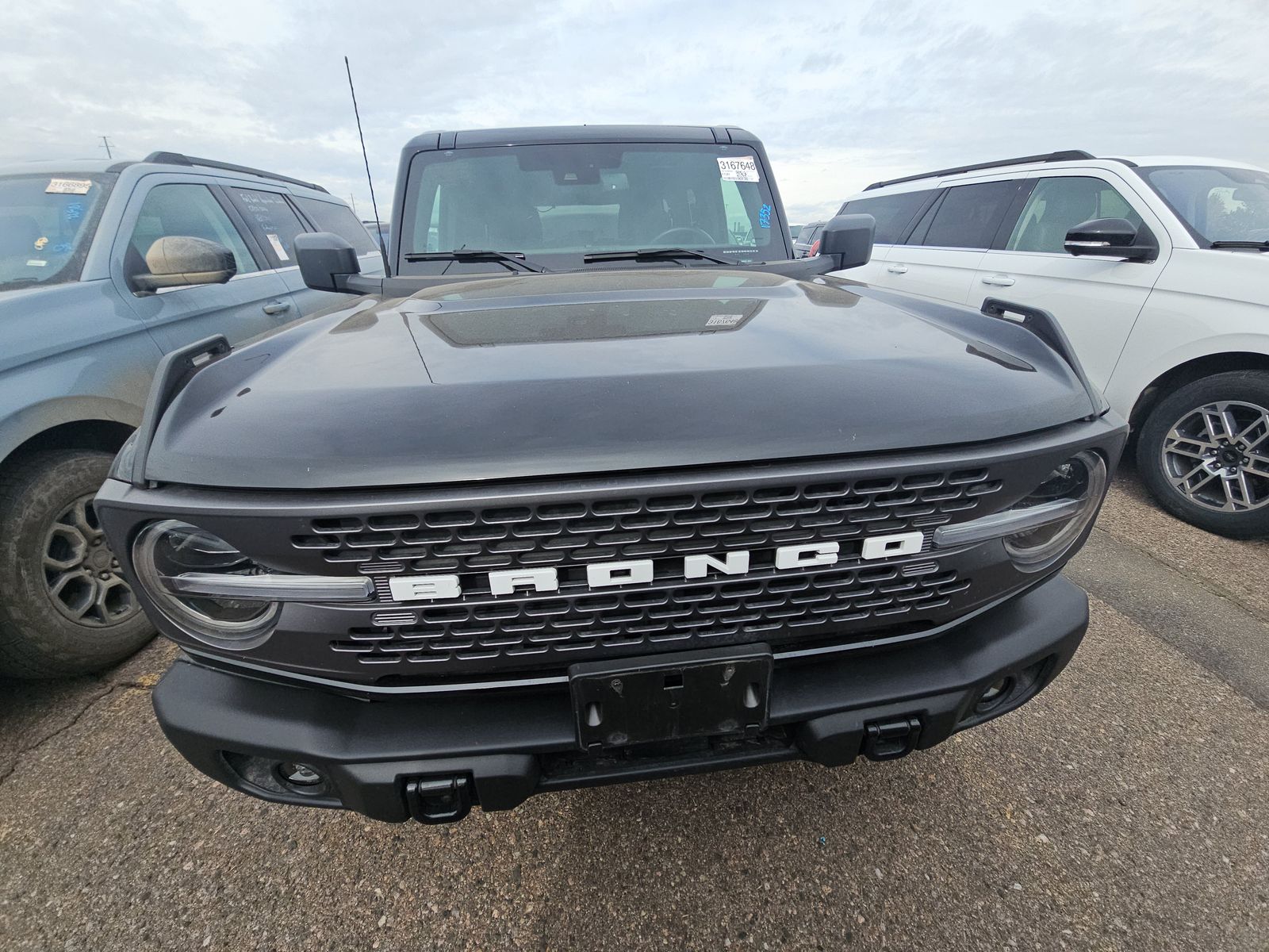 FORD BRONCO - 3