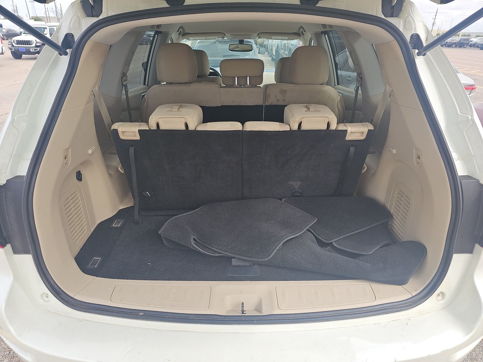 2018 Nissan Pathfinder SV FWD