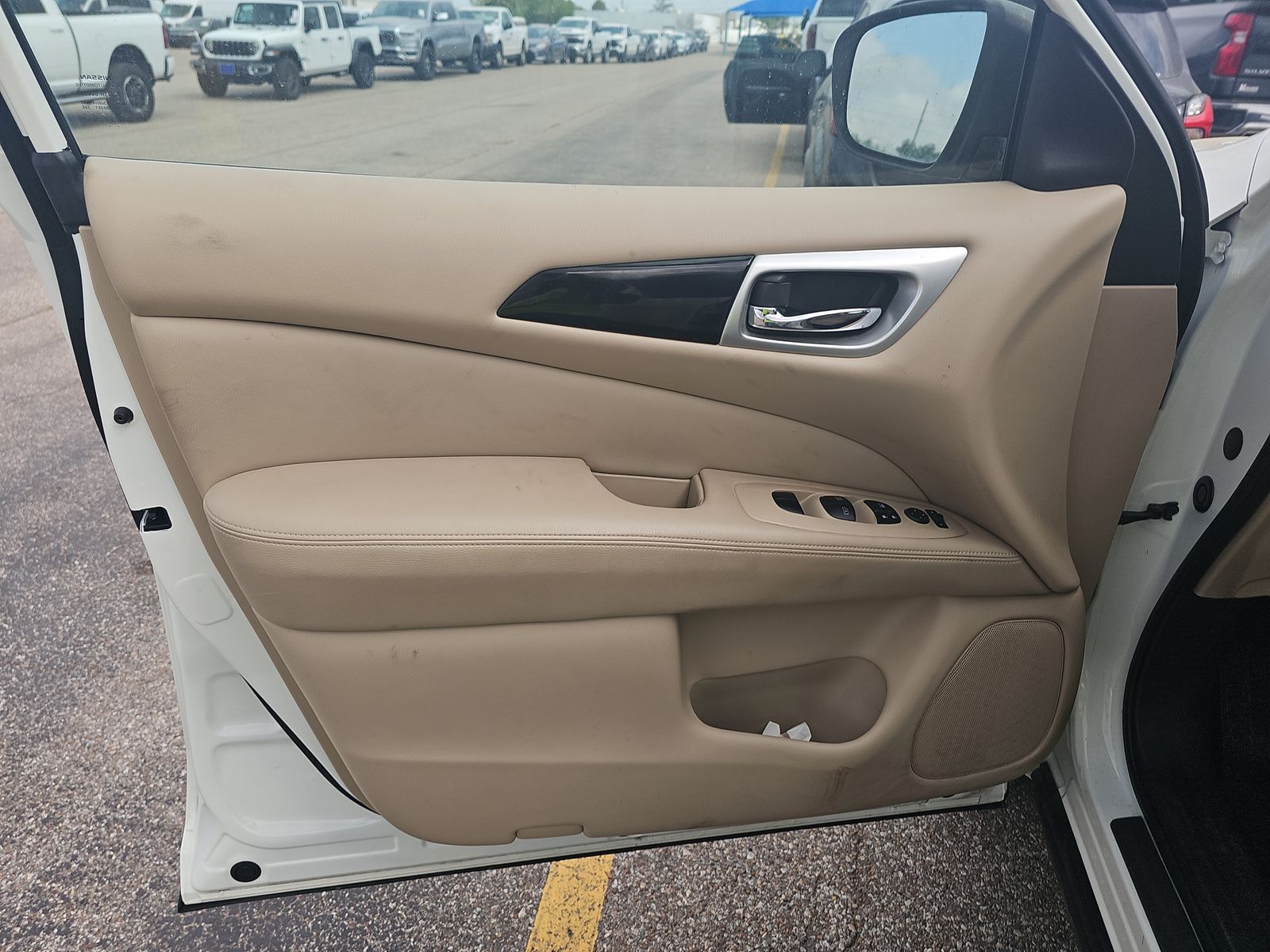 2018 Nissan Pathfinder SV FWD