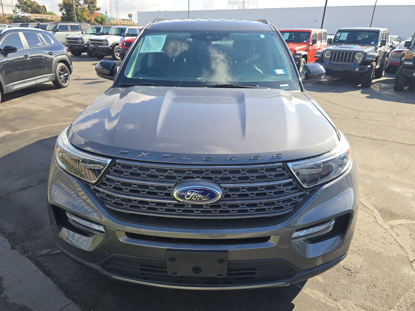 FORD EXPLORER - 3