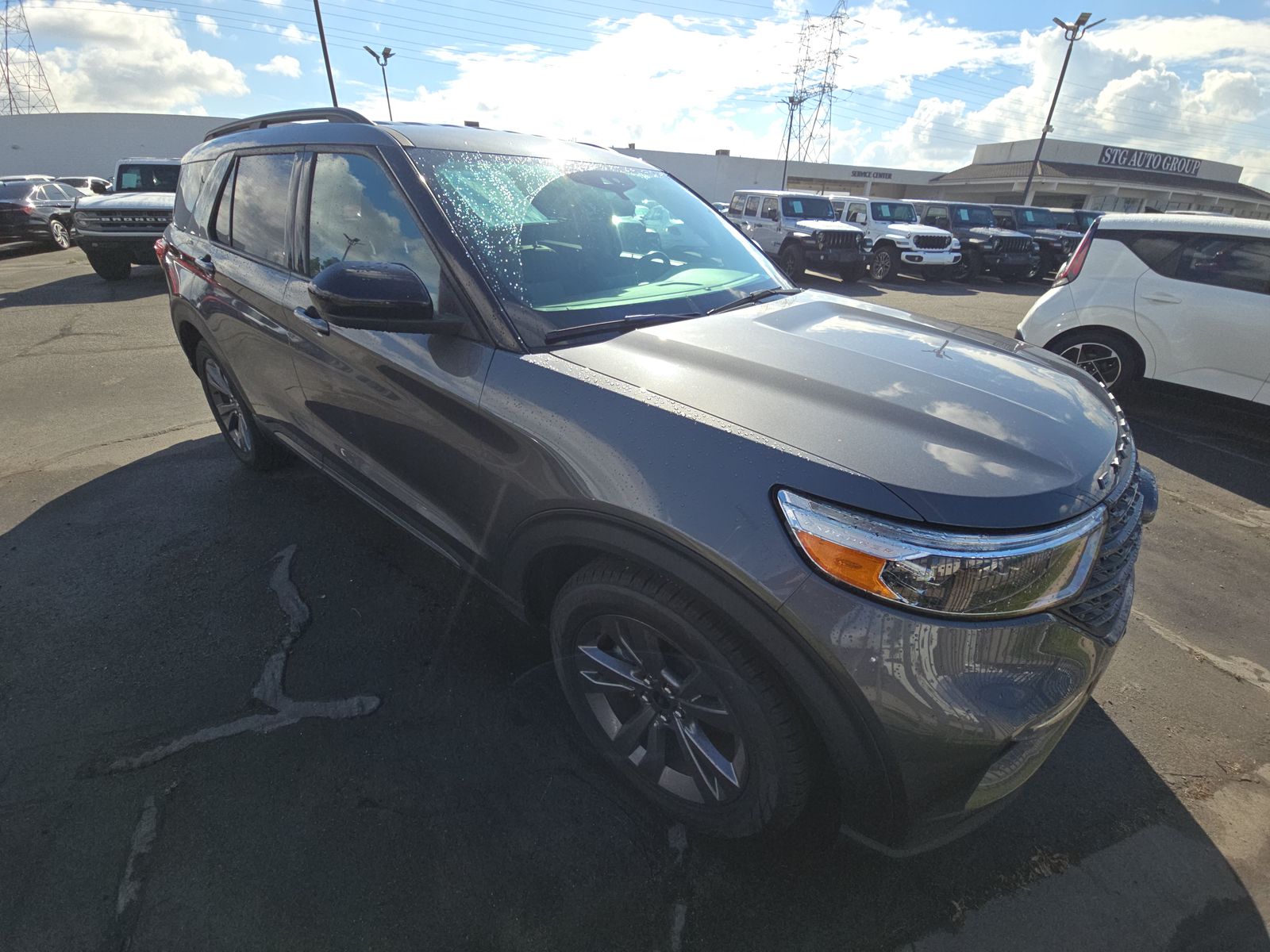 FORD EXPLORER - 4