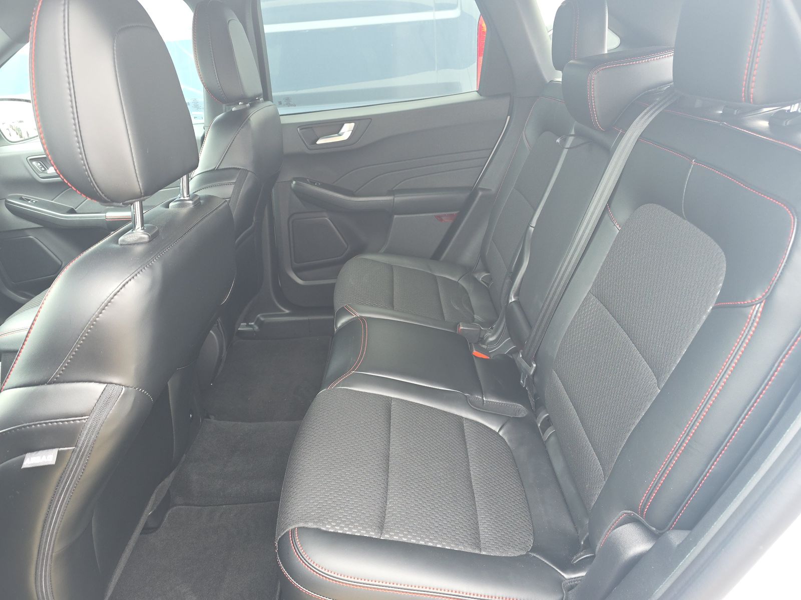 2025 Ford Escape Hybrid ST-Line Elite AWD