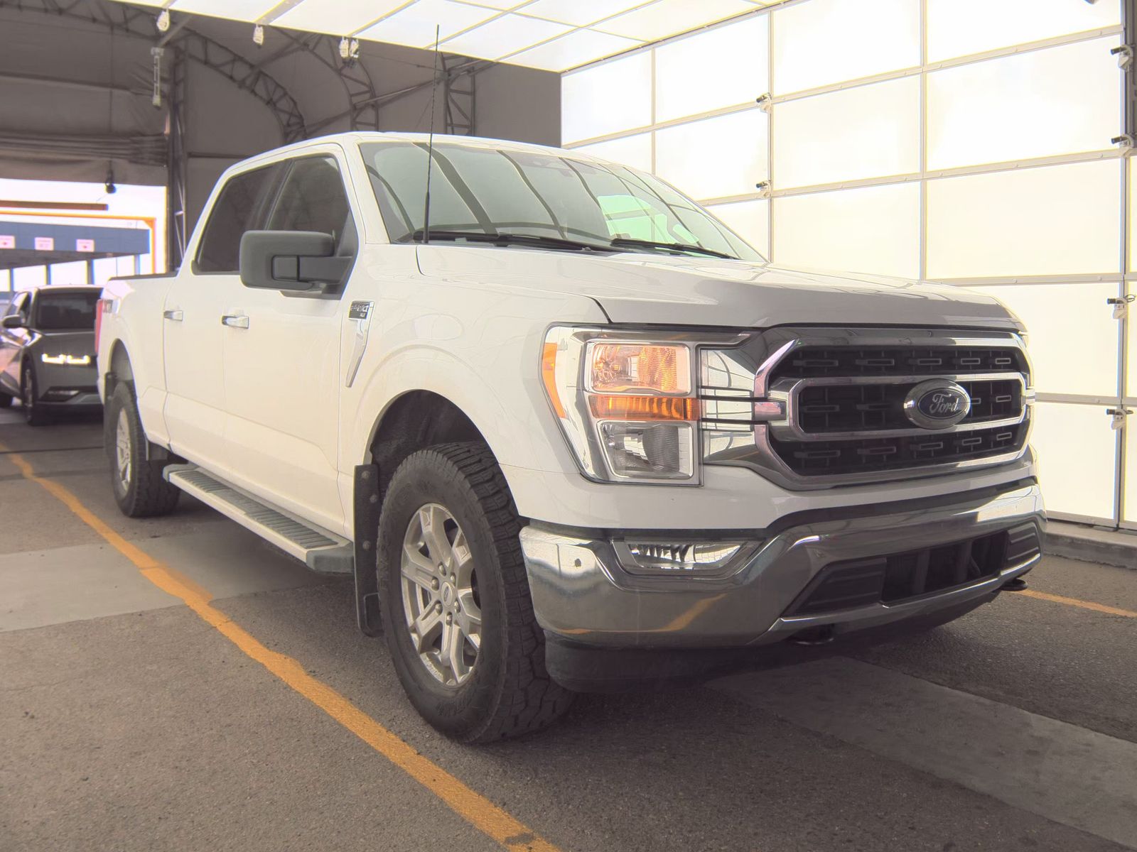 2023 Ford F-150 XLT AWD