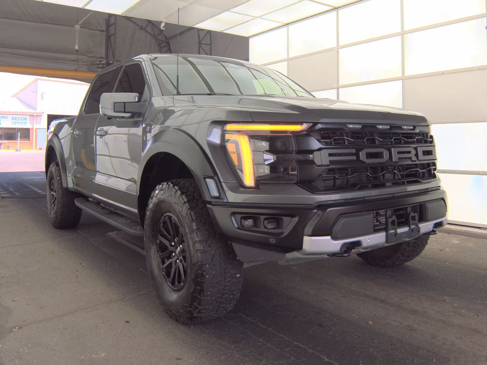 2025 Ford F-150 Raptor AWD