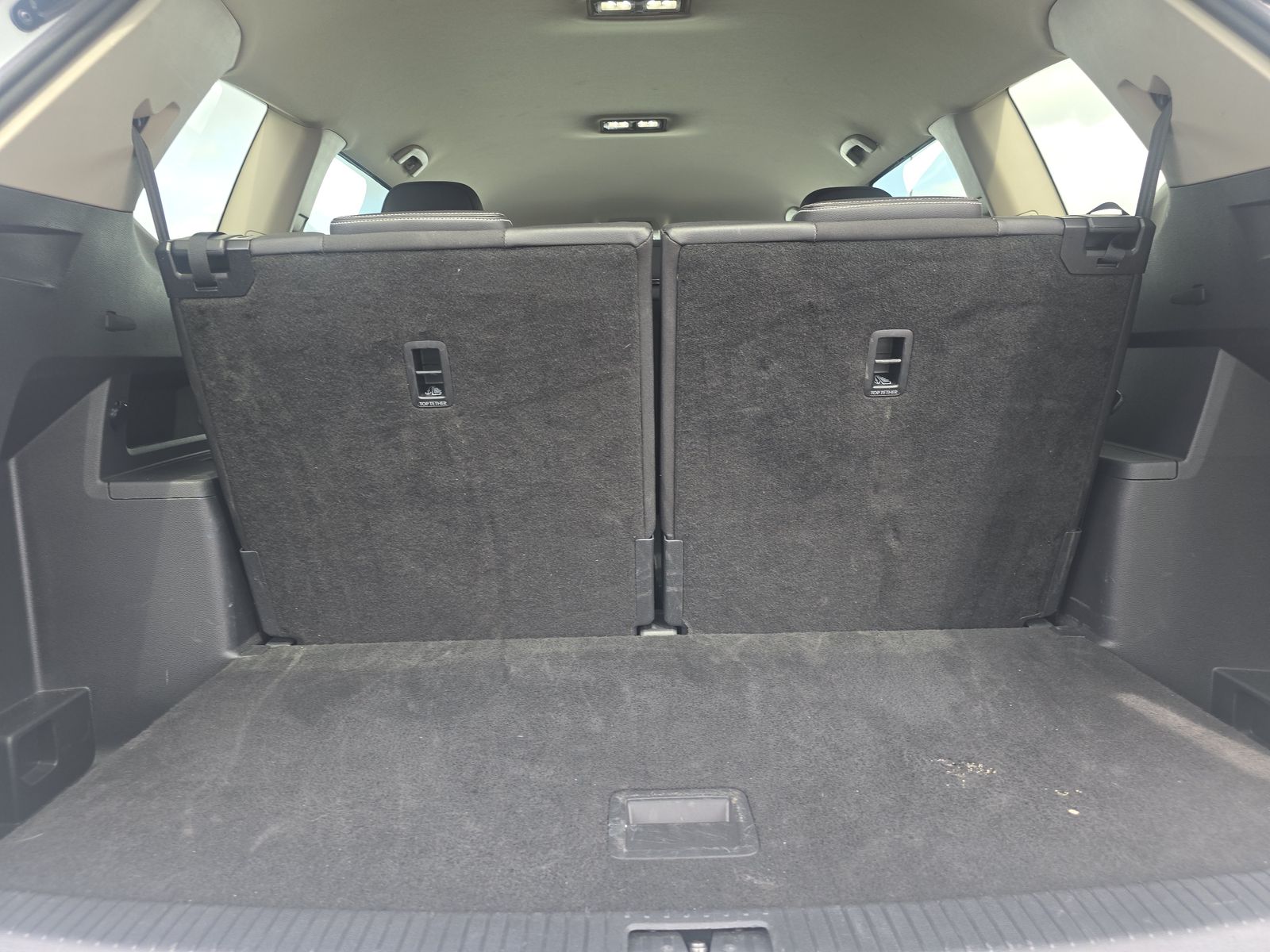 2025 Volkswagen Atlas 2.0T SE FWD