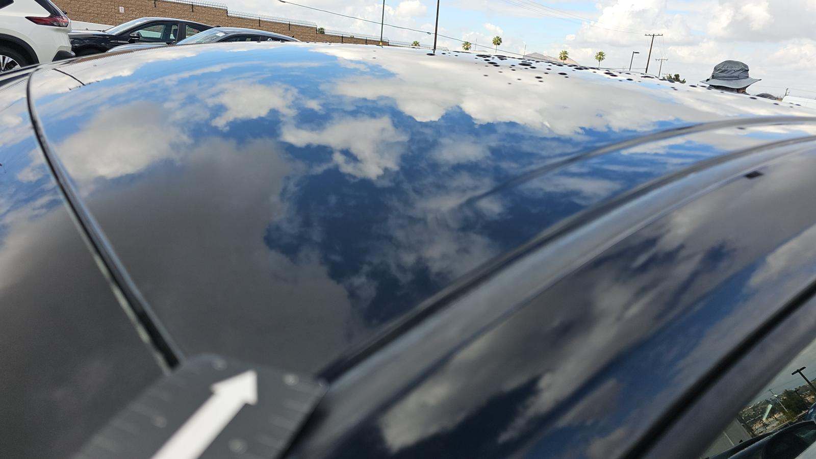 2016 Toyota Prius Three Touring FWD