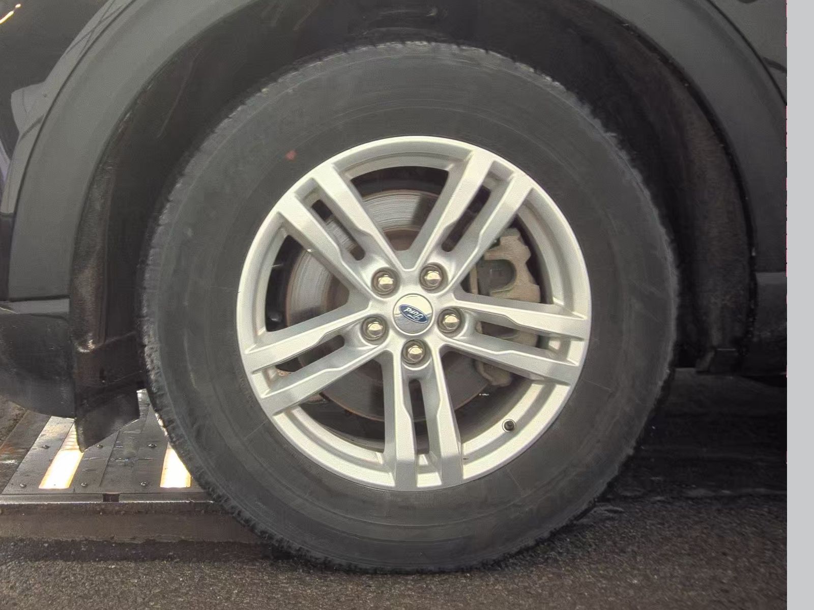 2022 Ford Explorer XLT AWD