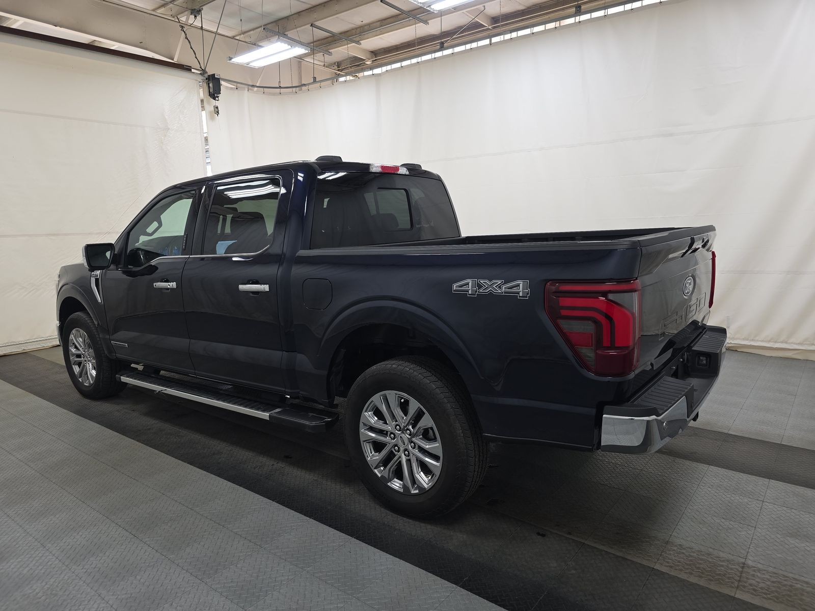 2024 Ford F-150 Hybrid Lariat AWD