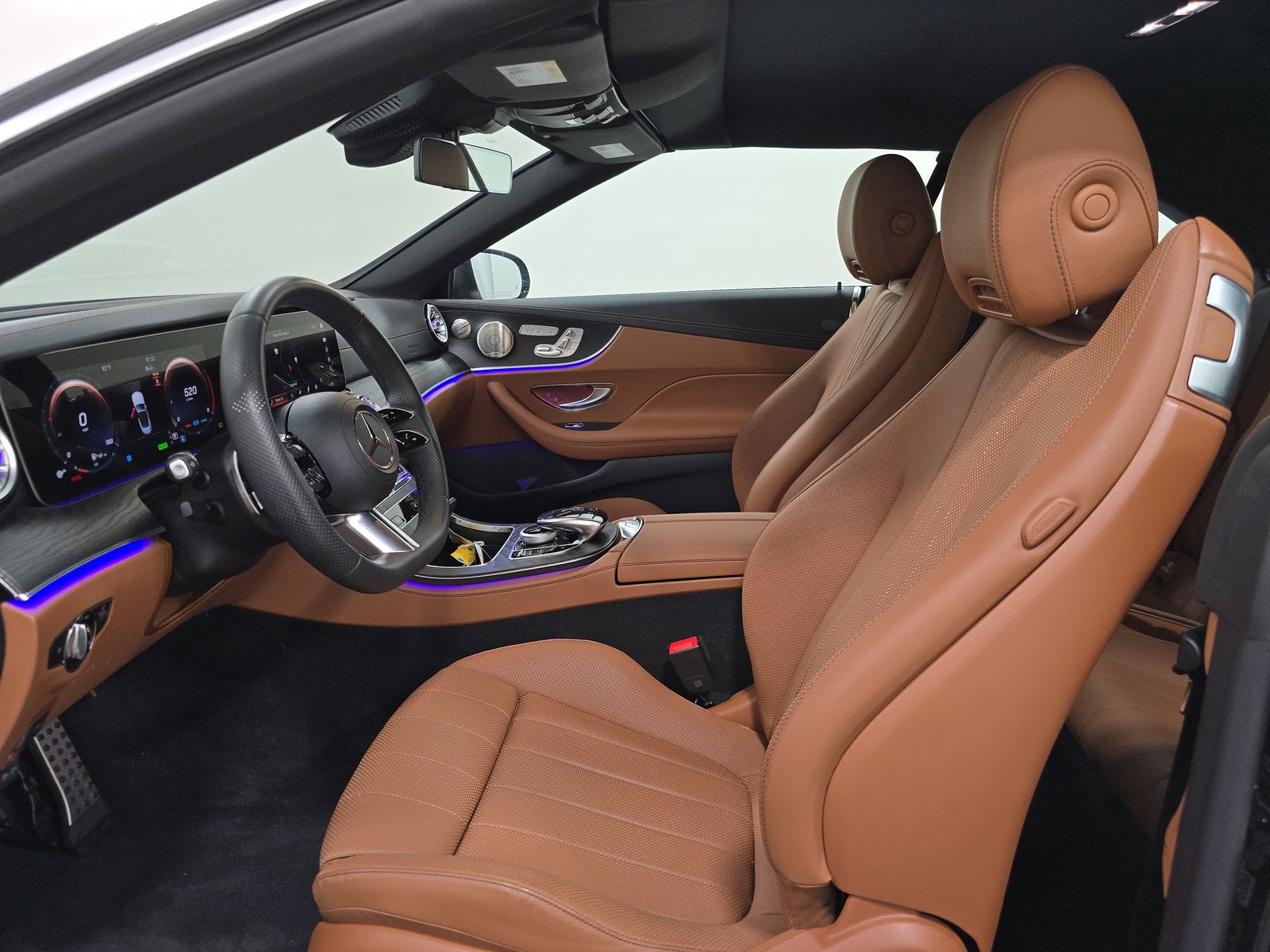 MERCEDES-BENZ E-CLASS - 8