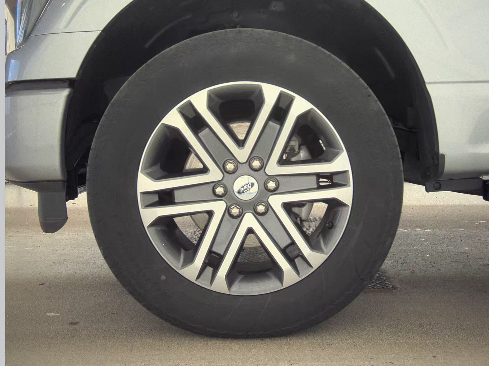 2023 Ford F-150 XL AWD