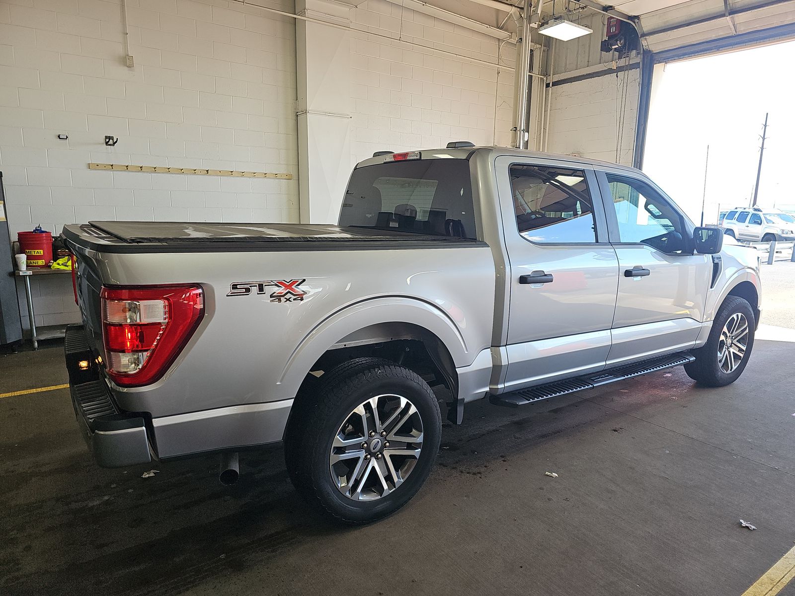 2023 Ford F-150 XL AWD