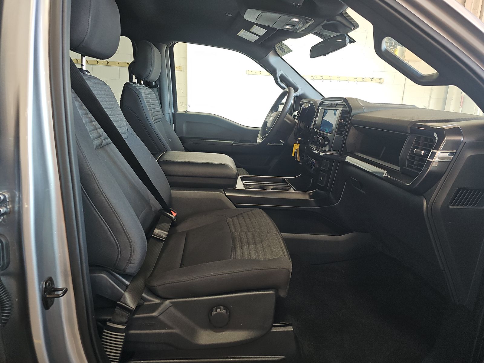 2023 Ford F-150 XL AWD