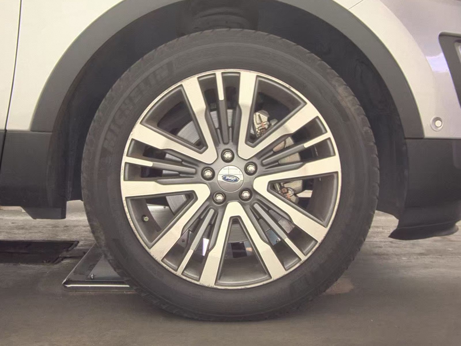 2017 Ford Explorer Platinum AWD