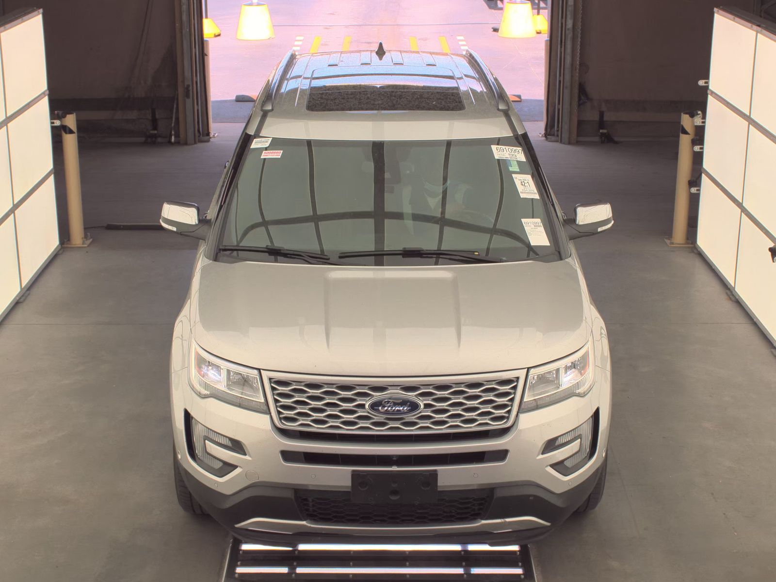 2017 Ford Explorer Platinum AWD