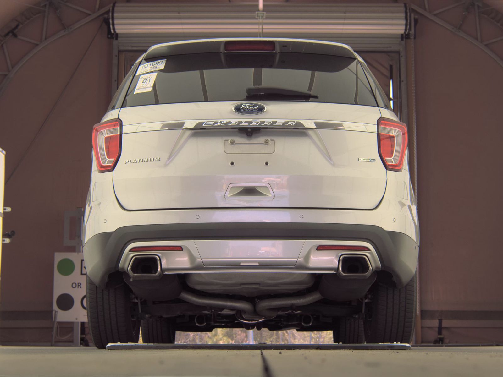 2017 Ford Explorer Platinum AWD