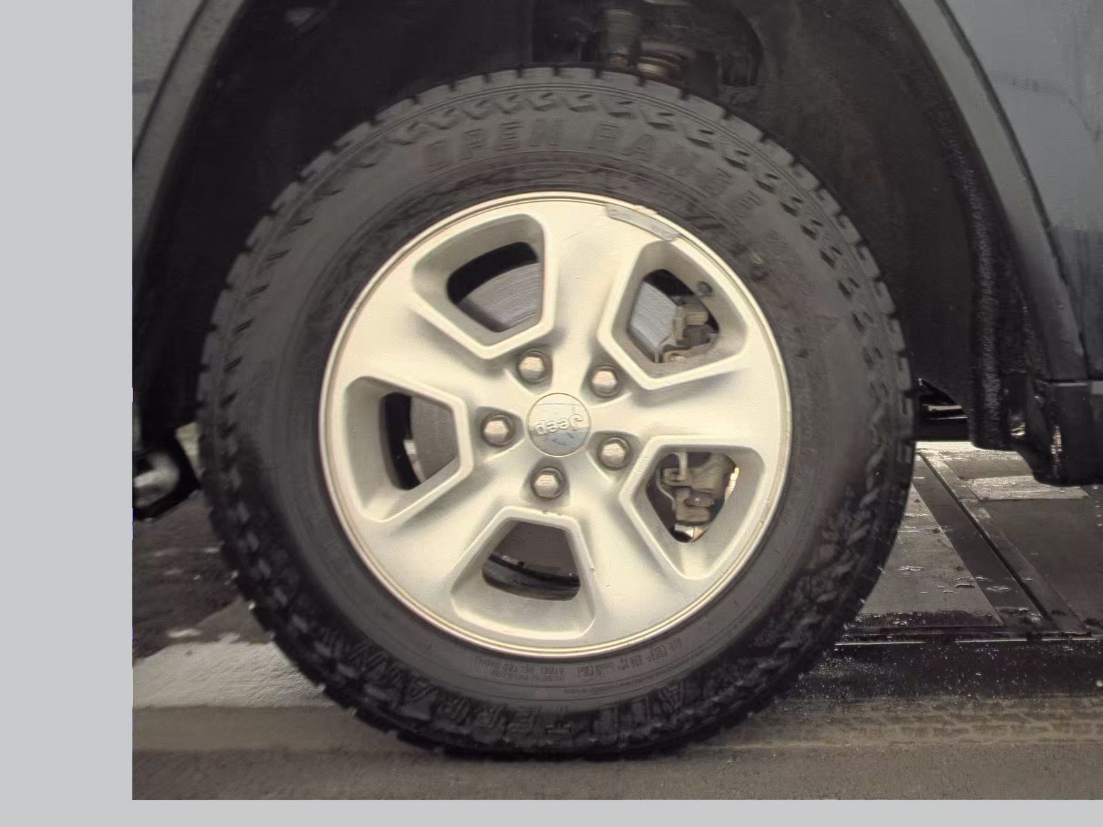 JEEP GRAND CHEROKEE - 10