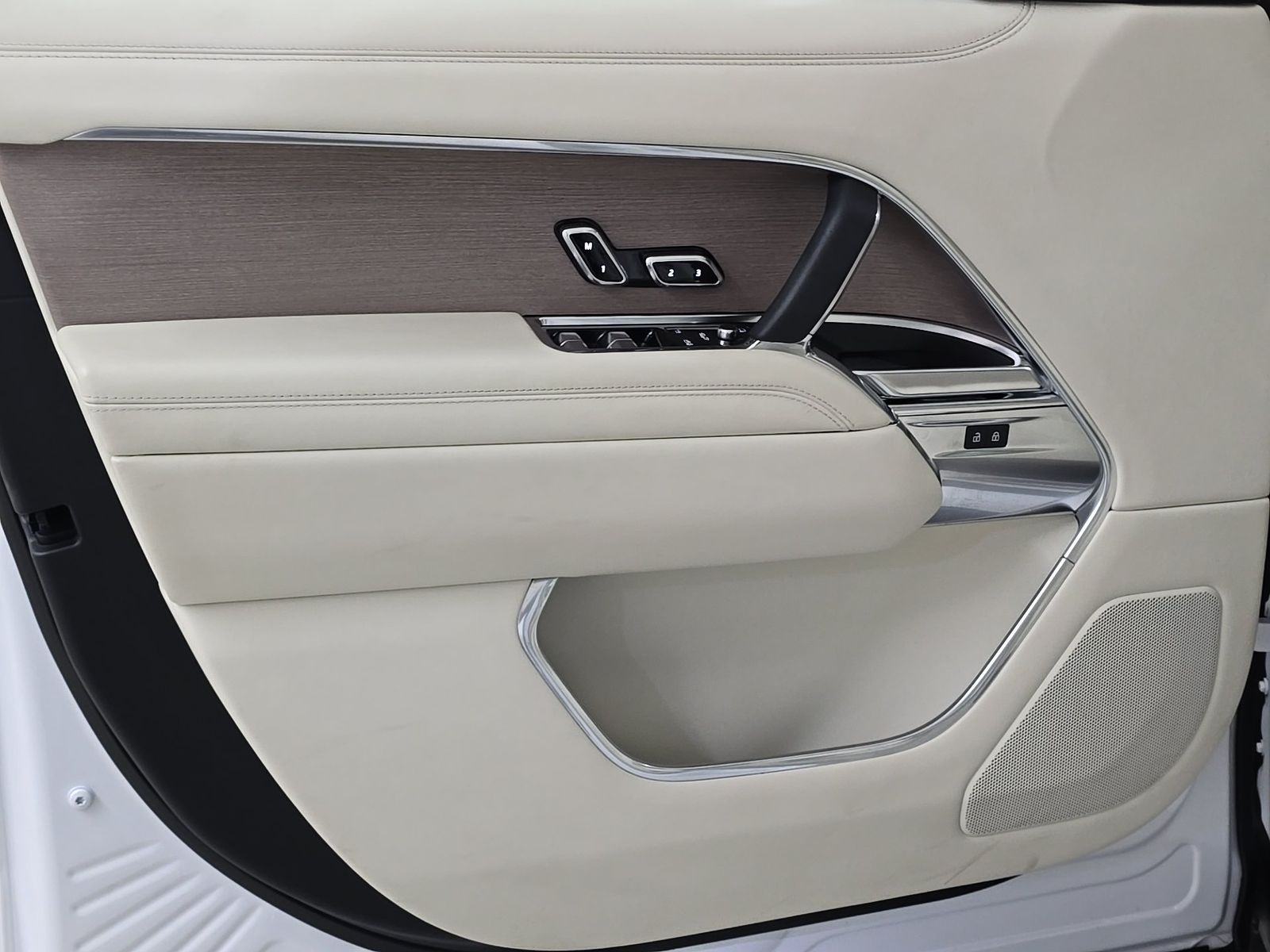 2023 Land Rover Range Rover Autobiography AWD