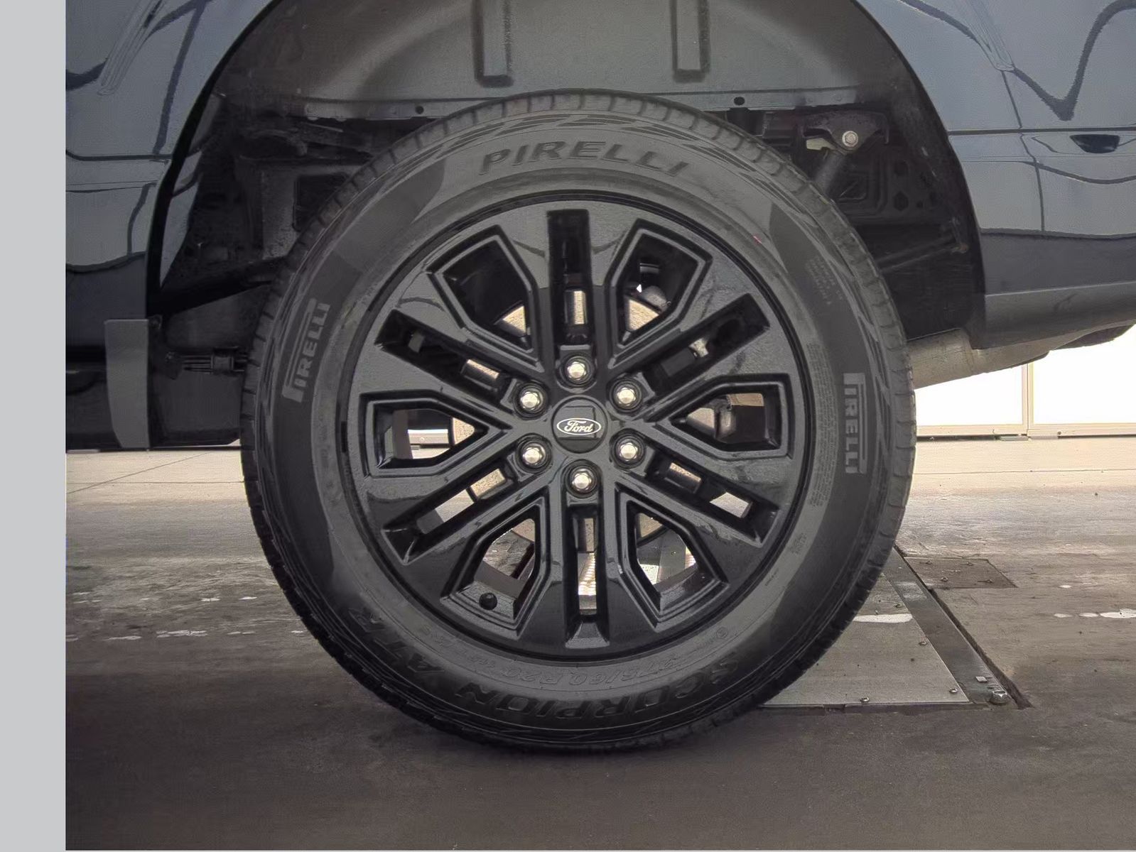 2025 Ford F-150 Hybrid XLT AWD