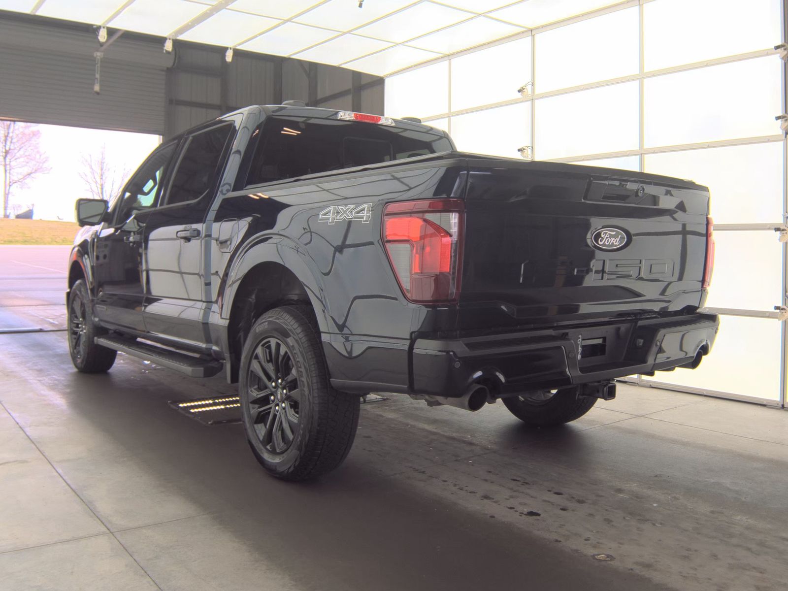 2025 Ford F-150 Hybrid XLT AWD
