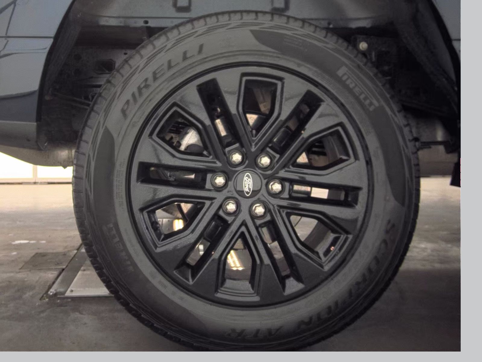 2025 Ford F-150 Hybrid XLT AWD