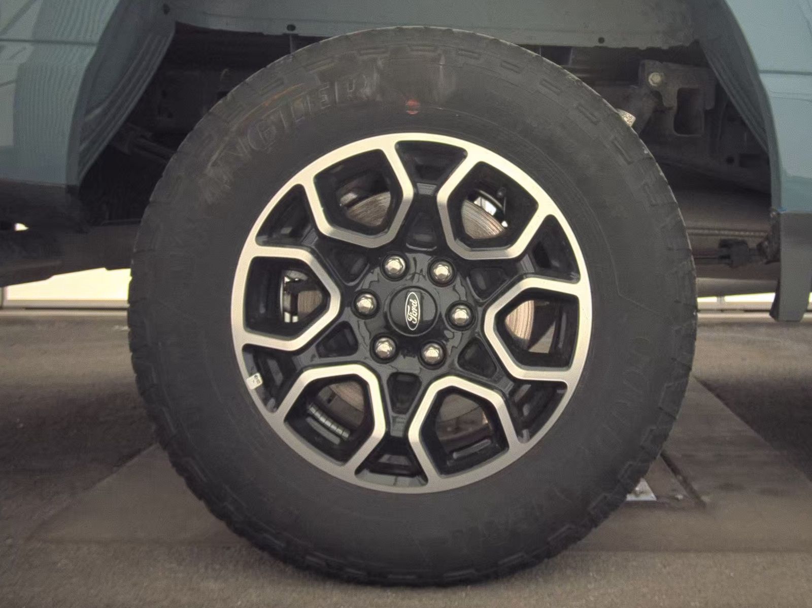 2023 Ford F-150 XLT AWD