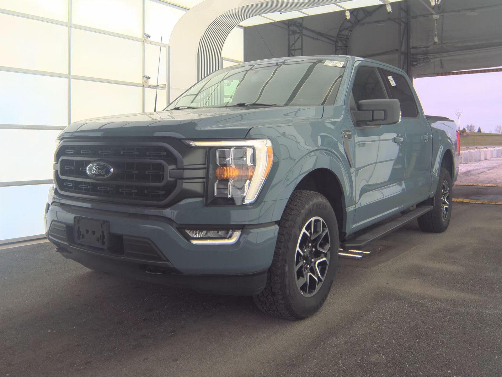 2023 Ford F-150 XLT AWD