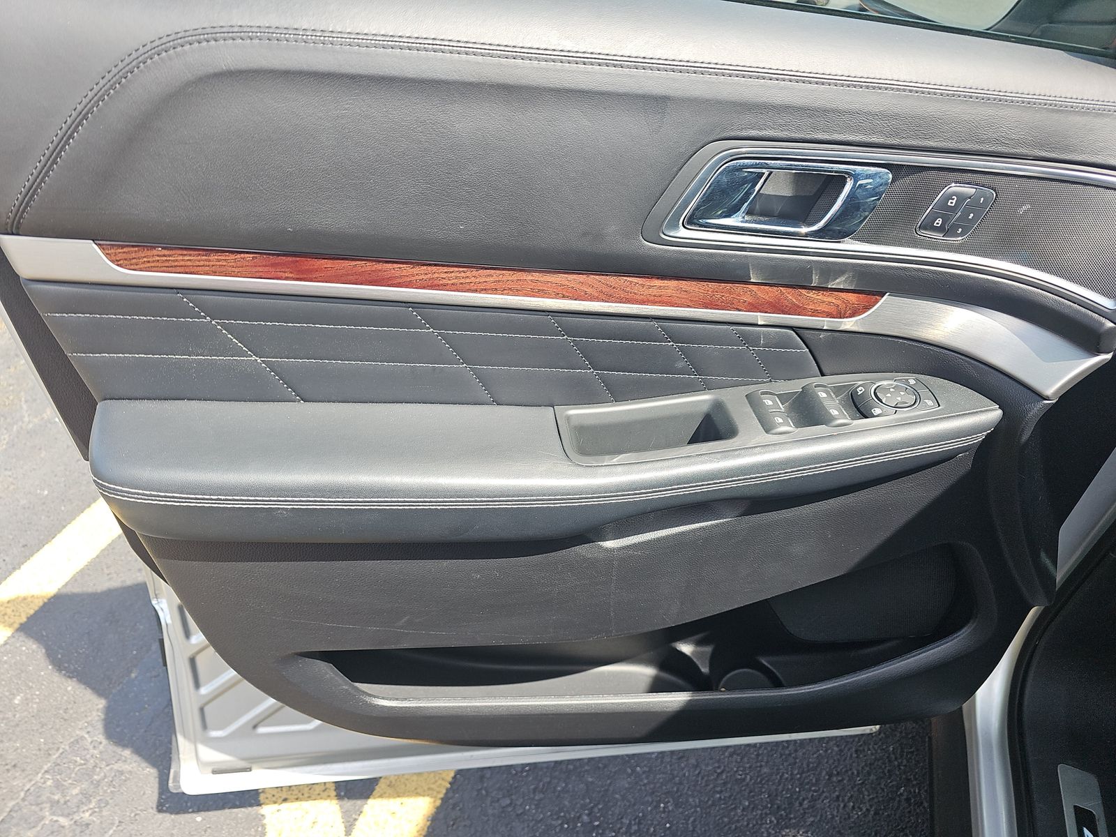 2017 Ford Explorer Platinum AWD