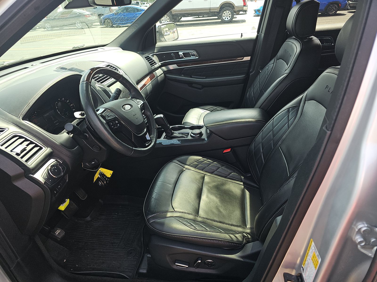 2017 Ford Explorer Platinum AWD