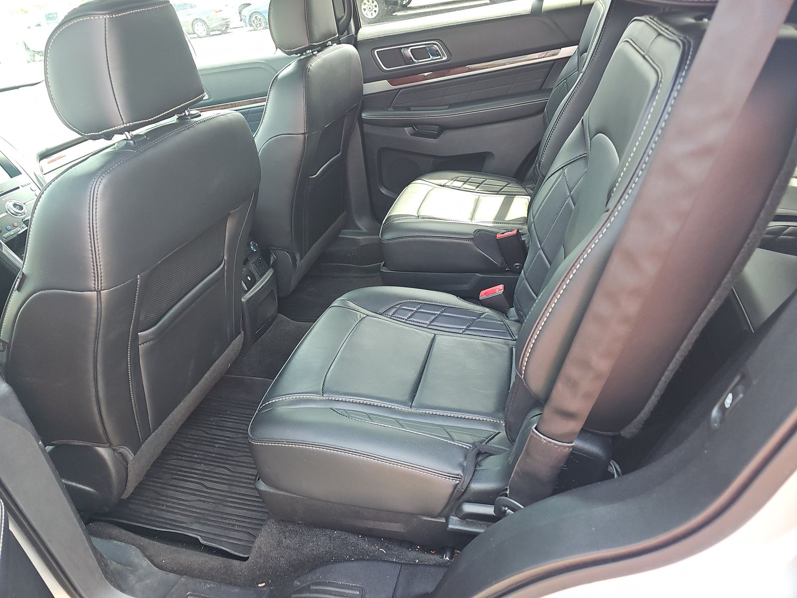 2017 Ford Explorer Platinum AWD