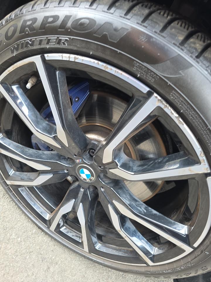 2021 BMW X7 xDrive40i AWD