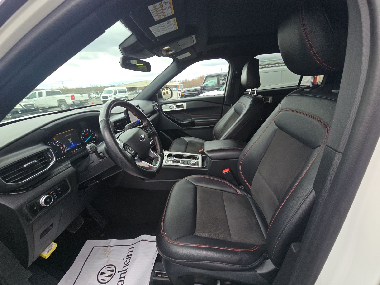 2023 Ford Explorer ST-Line AWD