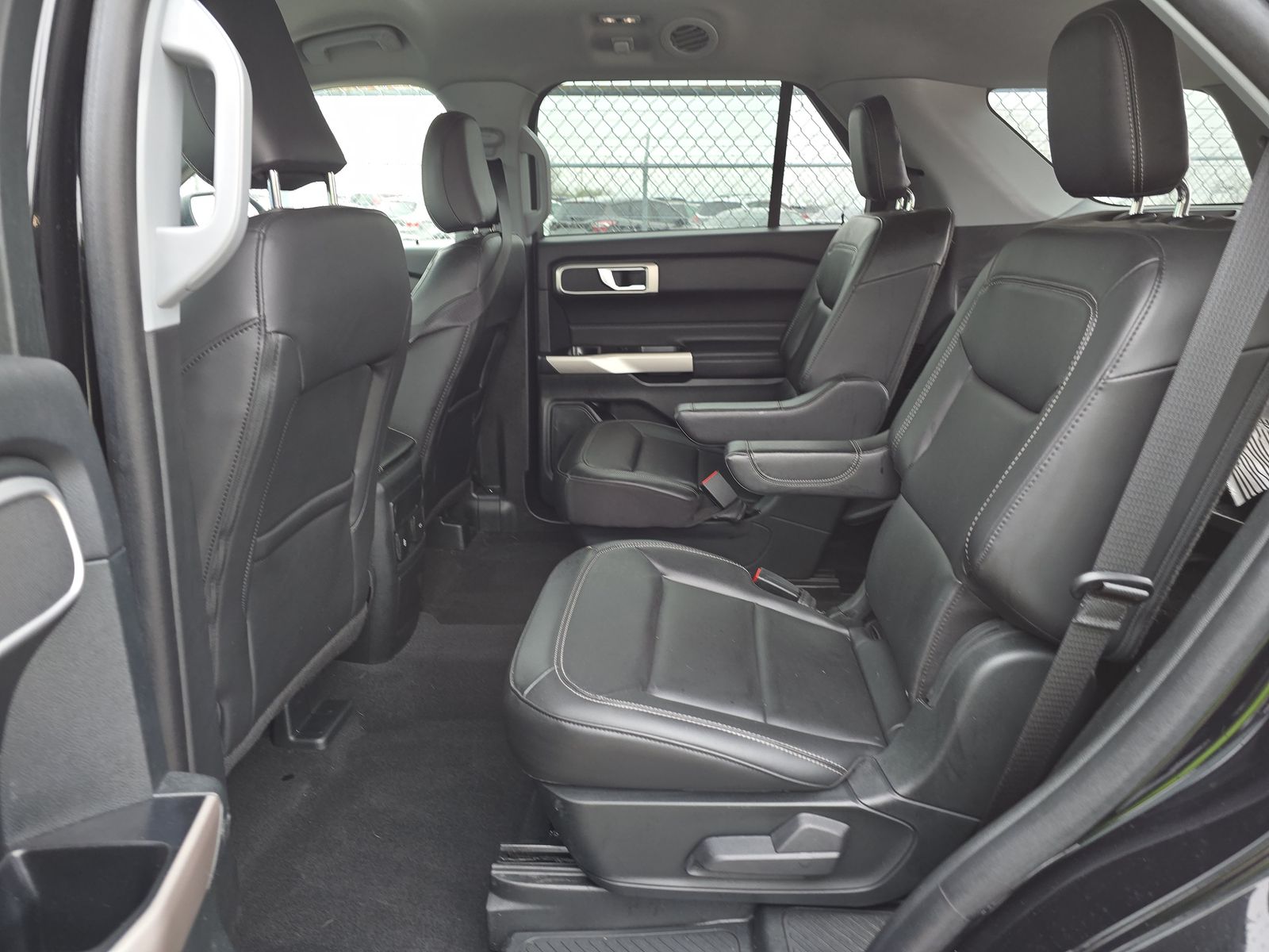 2023 Ford Explorer XLT AWD